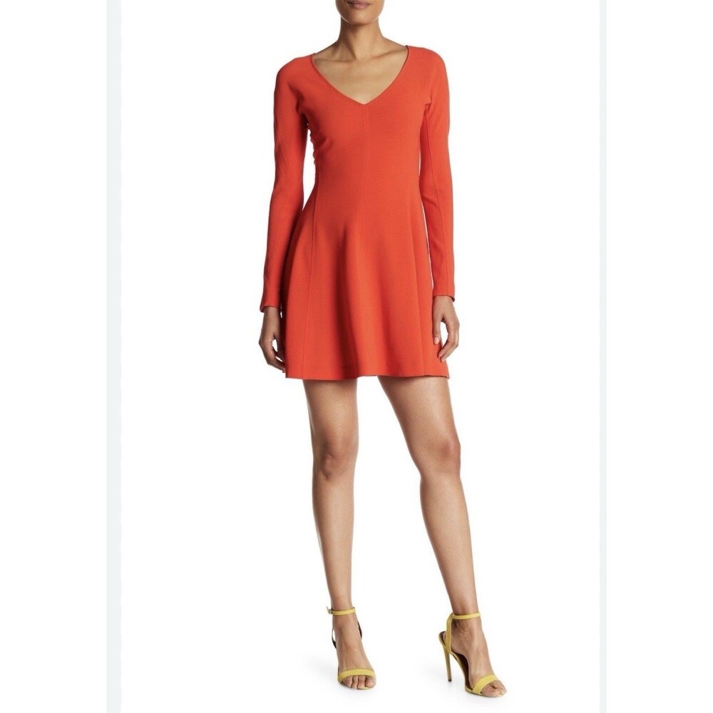 Diane Von Furstenberg NWT 6 Brire Red V Neck Dress